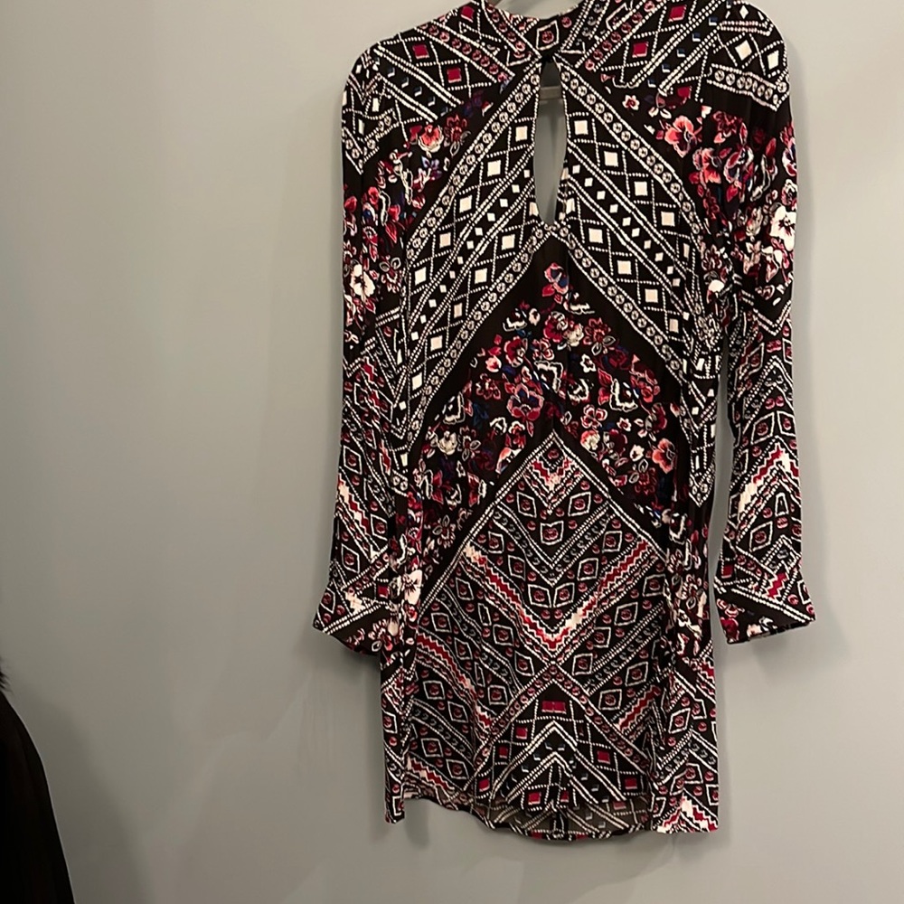 Express Dress-Medium,keyhole,long sleeve